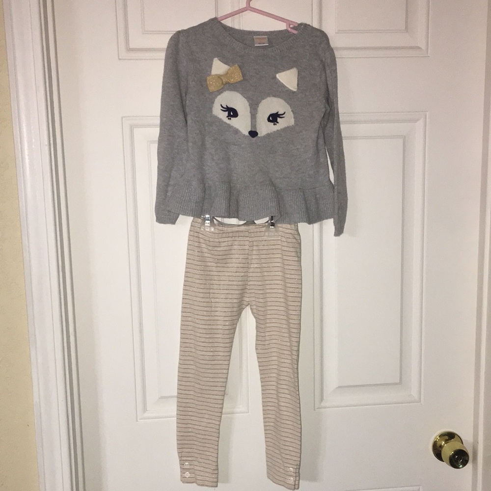 Girls sweater and leggings